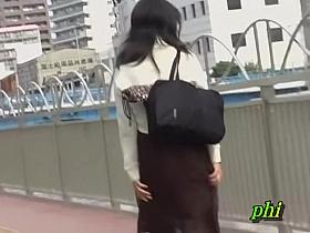 Beautiful Japanese honey getting pulled in hot street sharking