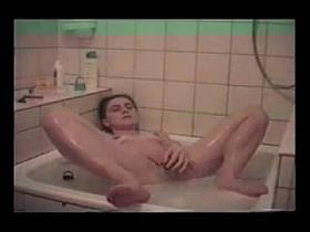 Voyeur - Bath and Shower Masturbation - Filmfrmud