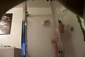 Spying sister's hairless body in a shower