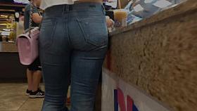 Candid PAWG at Dunkin Donuts