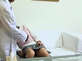 Medical examination ends up with japanese cunt fucked hard