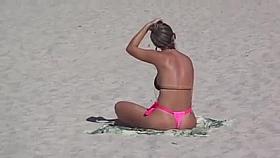 hot milf ass on beach 2014