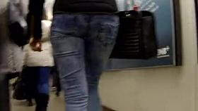 Candid - Babe In Tight Jeans And Nice Ass