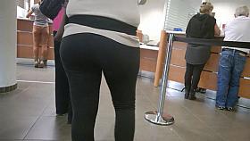 Big ass in legging