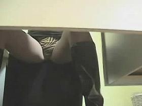 Hidden cam was under desk. Se my girlfriend fingering