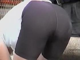 Amateur bends over and shows candid ass in sports shorts 06zd