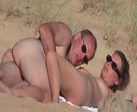 Hidden vid of French woman fingered on beach part 2
