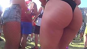 Epic festival thong ass ! Butthole at the end !