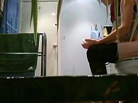 Voyeur piss video with amateur girls on the toilet