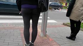 Super hot ass in extremely tight leggings - young teen