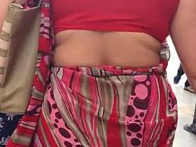 jiggling ass in saree