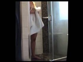 Hot girl gets spy taped while taking a sensual shower