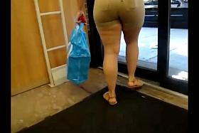 Big ass thick latina milf