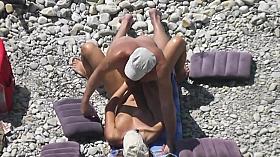 Voyeur. Hubby fucked his wife and cum it at public beach