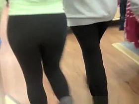 Teen in black leggings nice ass