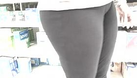 Thick latina in tights pussy bulge 2