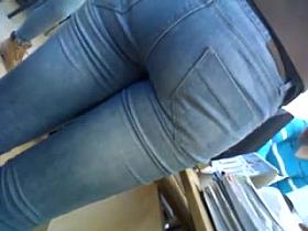 Nice ass in jeans(no touch)