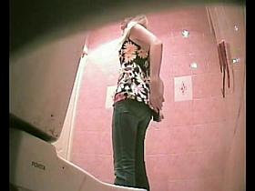 Girl takes off jeans then panty before pissing on toilet