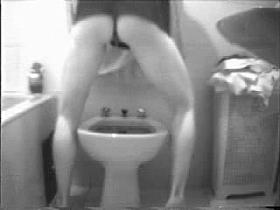 mmmmhhh...my young girlfriend washing her pussy. Hidden Cam