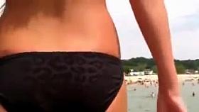 Hot Asses on the Beach