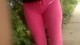 Great tight pants cameltoe