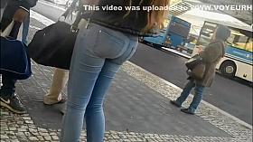 Young ass in jeans amuse me a lot