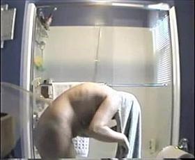 Spying my young girlfriend in bathroom. Hidden cam