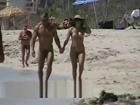 Lovebirds rejoice on a sunny spy beach hidden cam video
