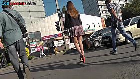 Young babe with beautiful ass looks awesome upskirts