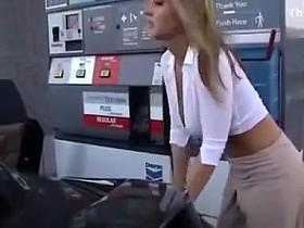 Flashing Hot Body In Public Place Video