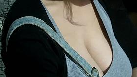 Candid Cleavage Closeup Downblouse
