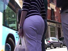 spanish pawg in white jean