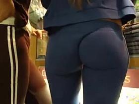 Hot blonde girl using a hungry pant