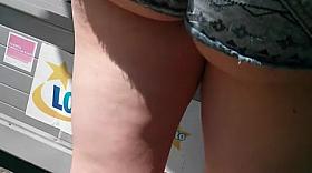 Nice ass im short shorts