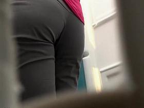 Tight ass spied when she pissed