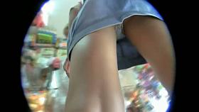 Public upskirt hunting trip snags sexy shots in gift shop