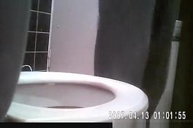 one day with Würstchen in restroom, 2 cameras