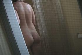 An arousing shower voyeur shot