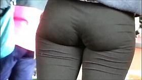 Sexy skinny ass at starbucks