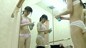 Hot view of changing room girl tiny tits and beaver