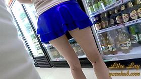 No Panties Upskirt In Super Market