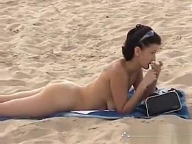 Teen Girls On Nude Beach