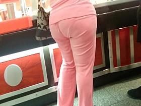 Candid Sweatsuit Fat Booty