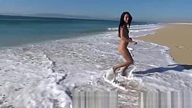 Fit Body - Watch me have fun on the beach before I masturbate