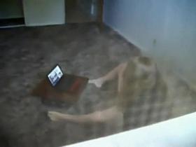 Peeping the neighbor girl video chatting
