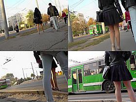 Real upskirts vid of a hottie walking with her bf