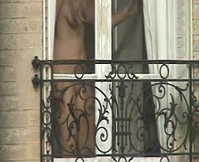 New Neighbor Totally Nude !!
