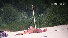 Nice mature shaved pussy tanning