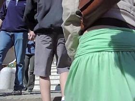 Horny street ups of the sexy teenager in short green skirt