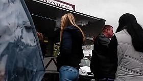 Teen's tight ass in jeans candid